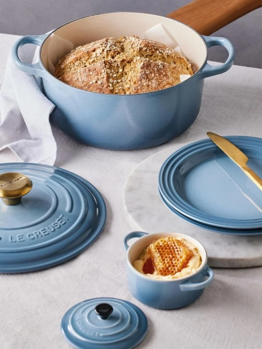 Le Creuset Stoneware Petite Round Mini Cocotte- Marine